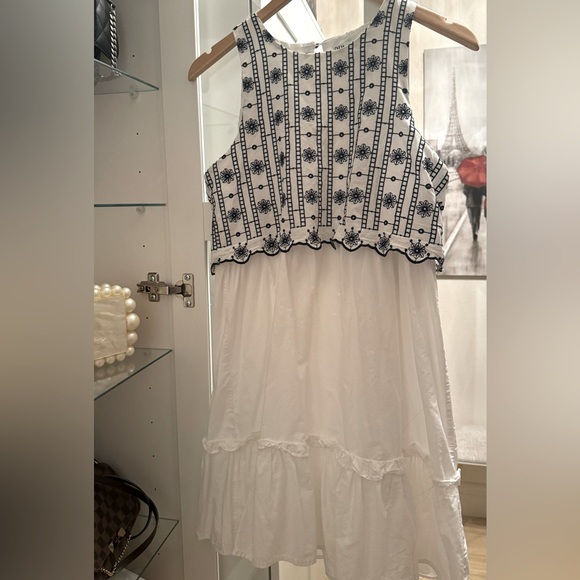 Zara Cotton/Linen Floral Baby Doll Dress - Picture 2 of 8